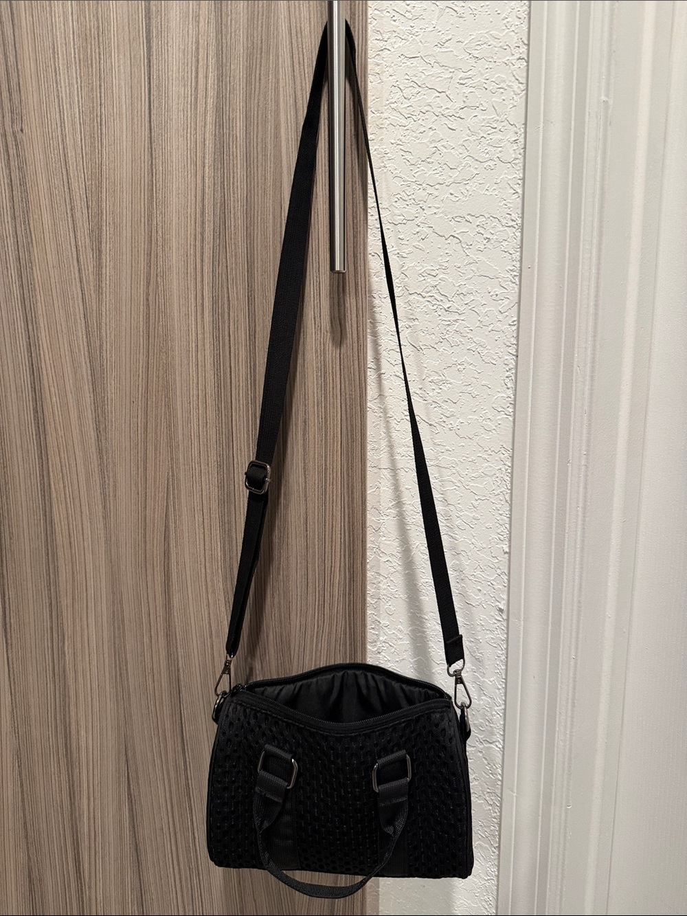 Black Women's Crossbody Bag